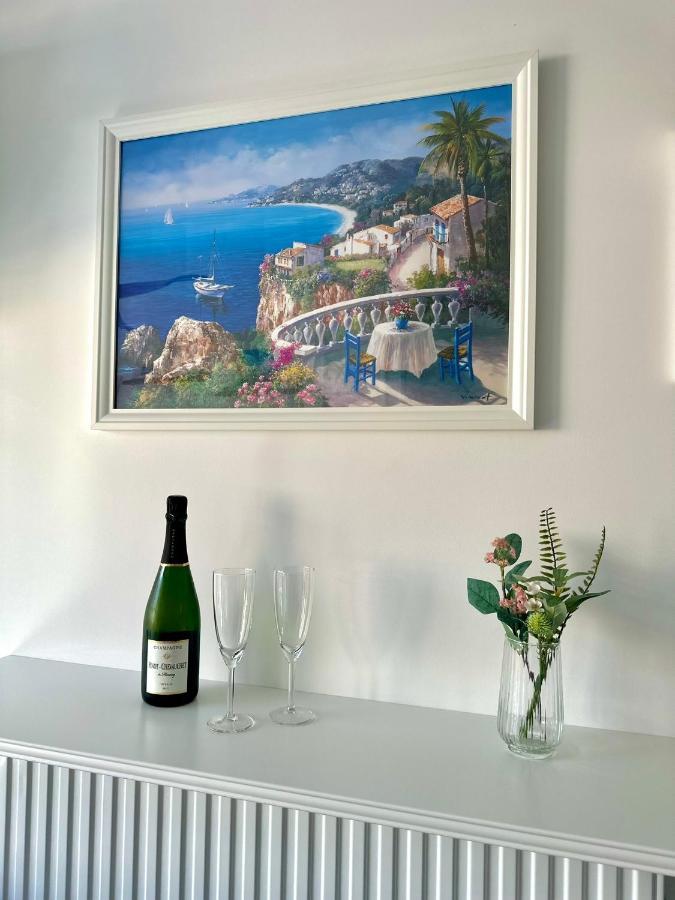 Charmant Studio A Proximite Du Port De Nice Extérieur photo